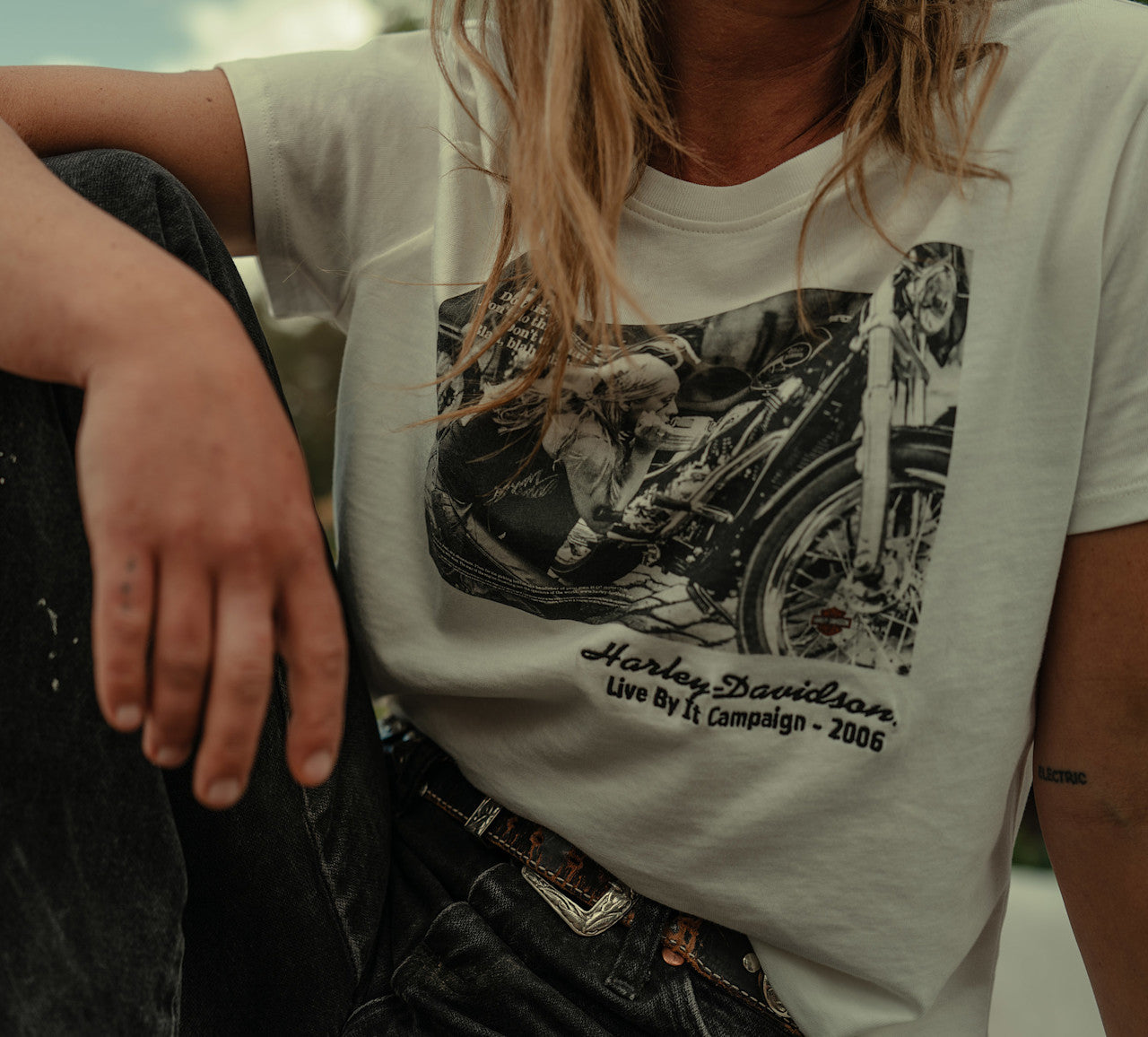 T-shirt photo d'archives pour femmes - 96768-25VW