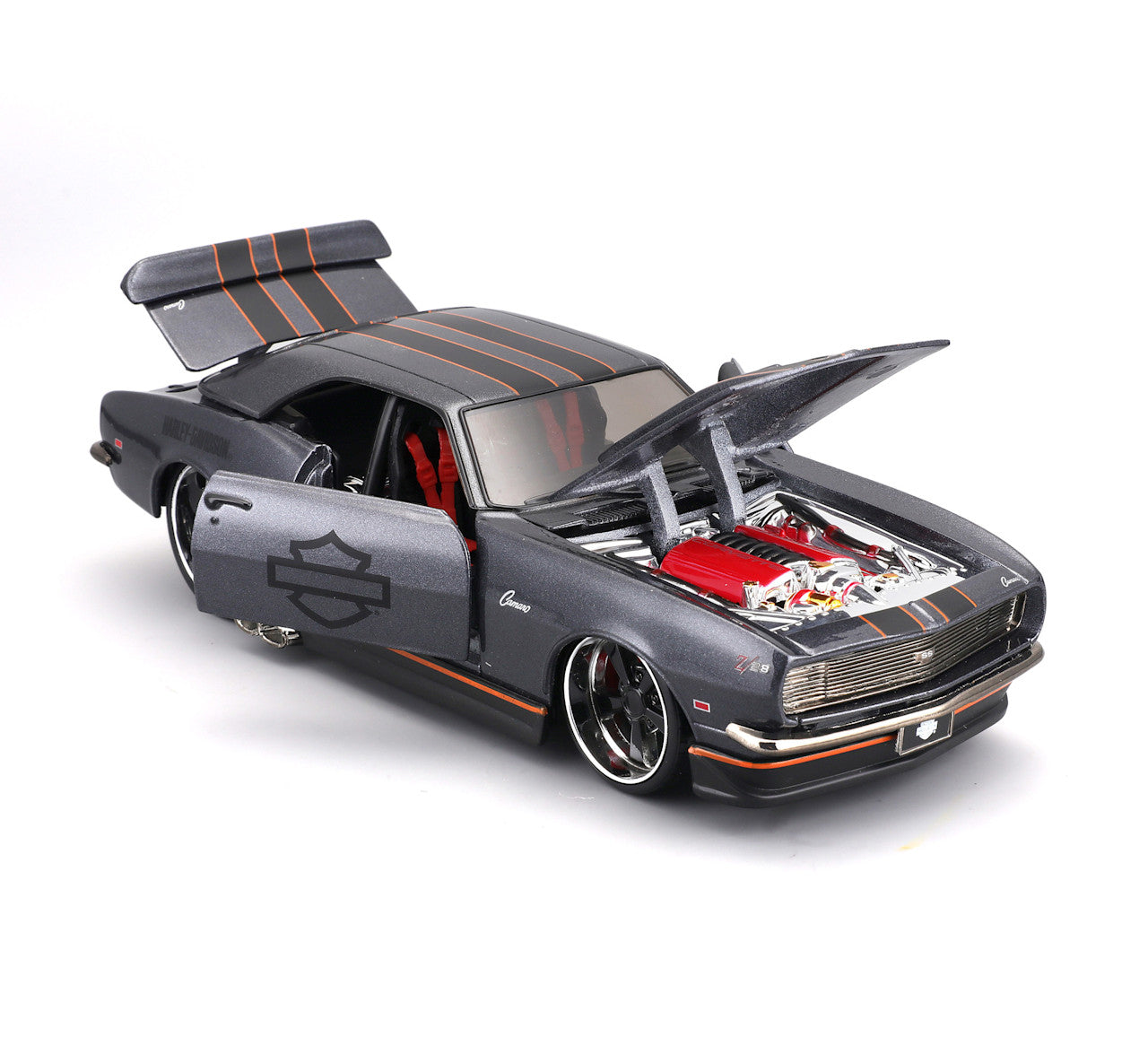 Chevrolet Camaro 1968 personnalisée à l'échelle 1:24 - 32273-02