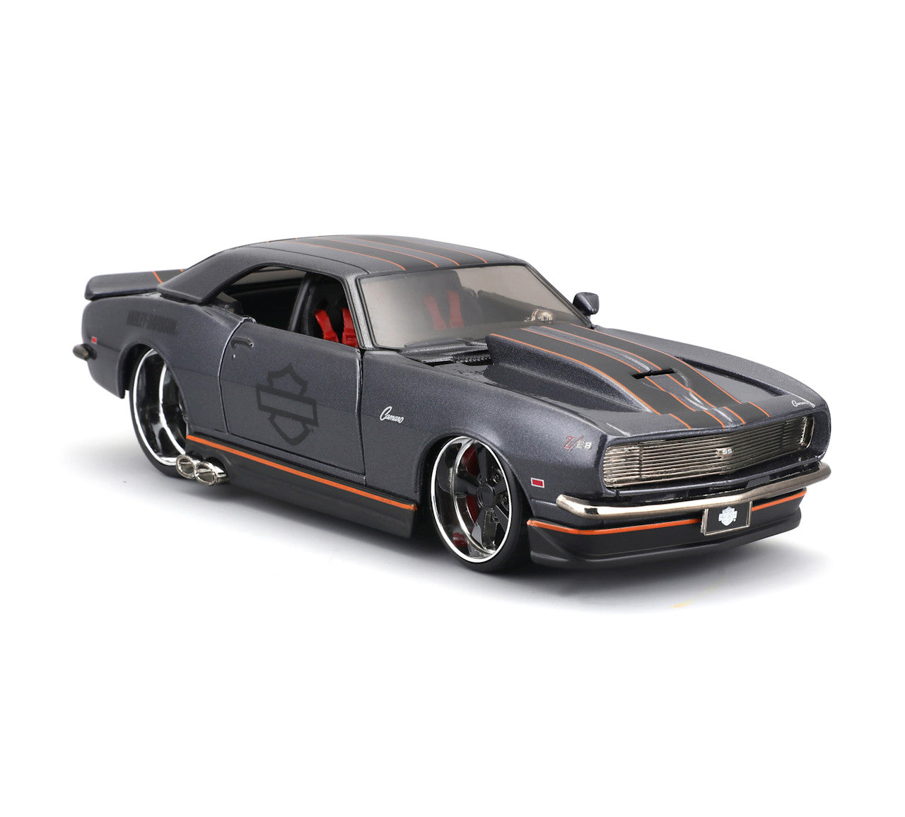 Chevrolet Camaro 1968 personnalisée à l'échelle 1:24 - 32273-02