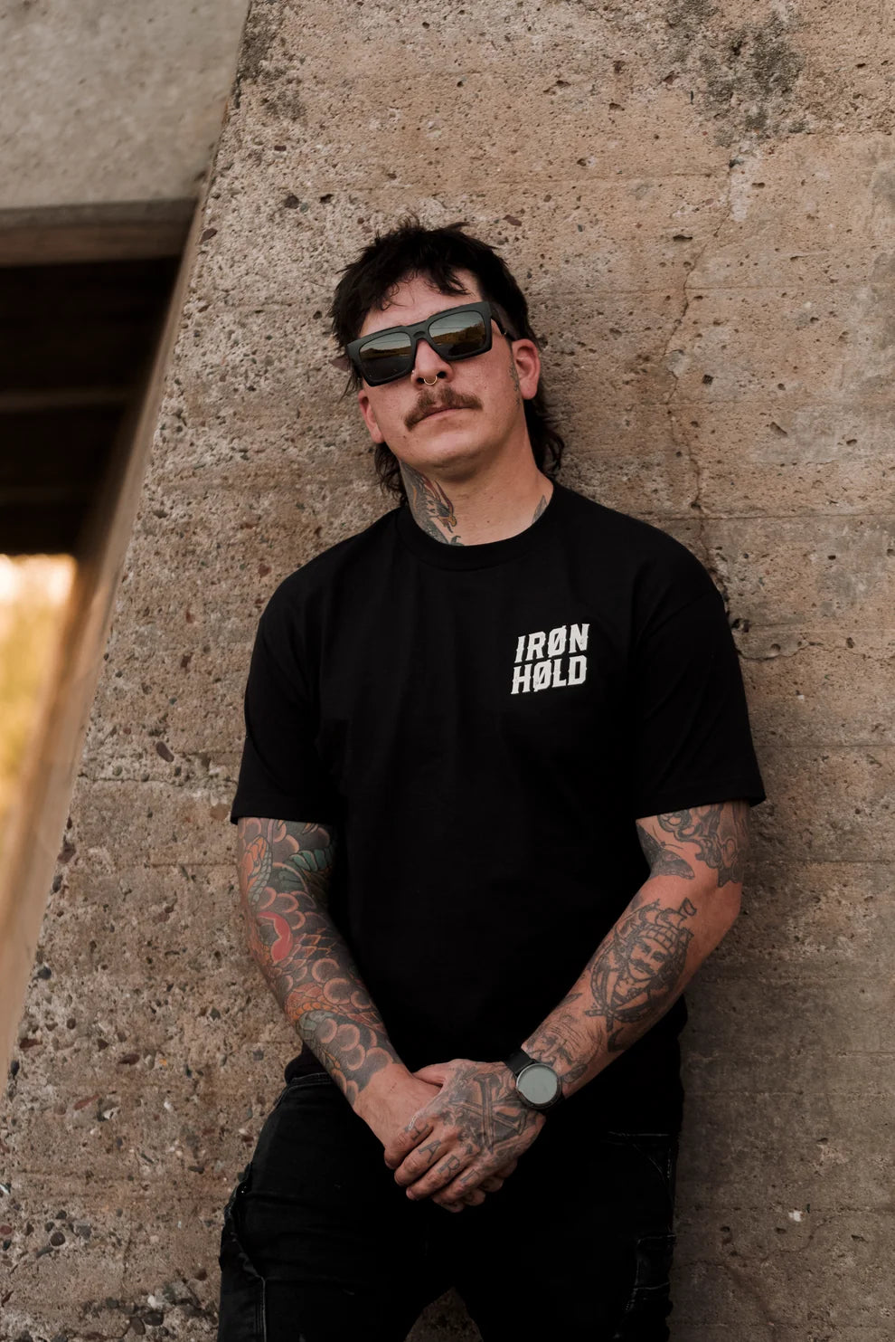 TSHIRT UNISEXE IRON HOLD BLACK - IH-SS26-TEE-IRH-BLK